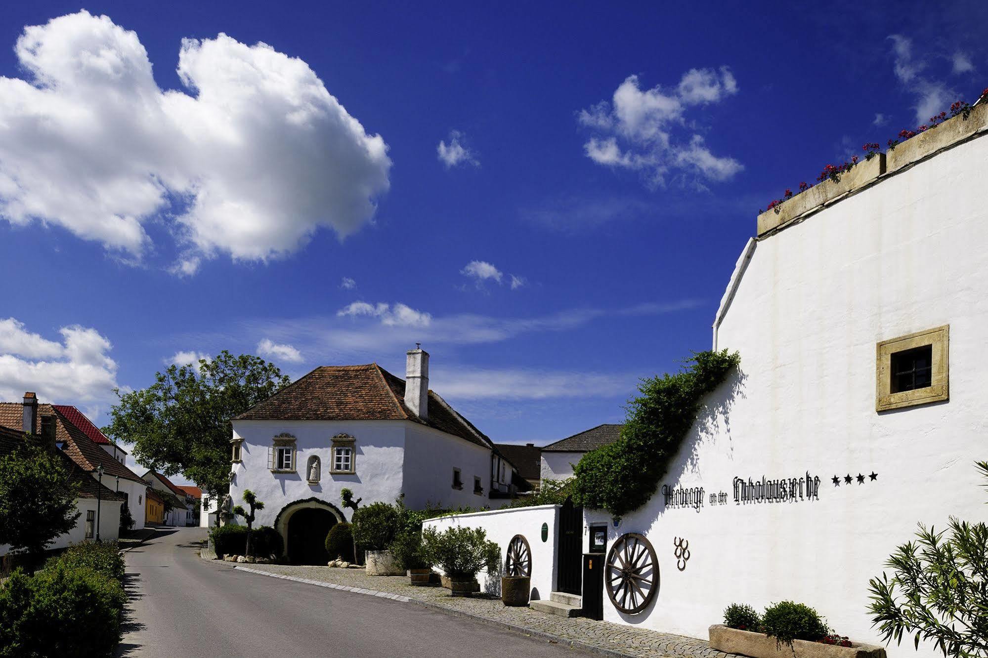 Herberge An Der Nikolauszeche Purbach am Neusiedlersee Exterior foto